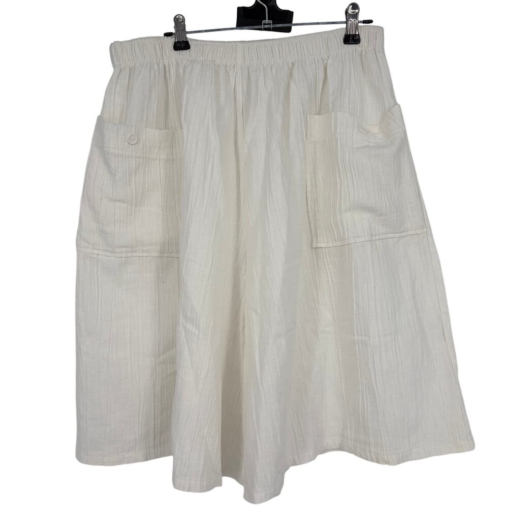Nice Tops Vintage Women's Cotton Blend High Waisted White Shorts Size 24